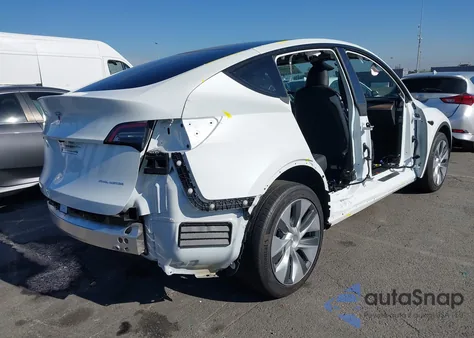 2023 Tesla Model Y Awd/Long Range Dual Motor All-Wheel Drive from USA, damaged, VIN 7SAYGDEE6PA156596